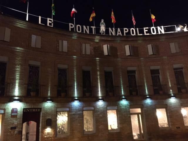 Hotel Restaurant Le Pont Napoleon Moissac Exterior foto